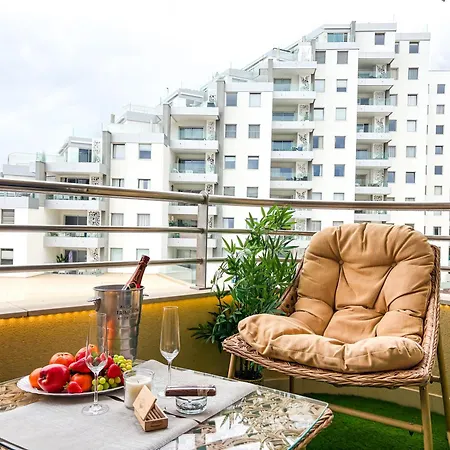 Appartement 2 Bedroom With Garage In Playa Paraiso *